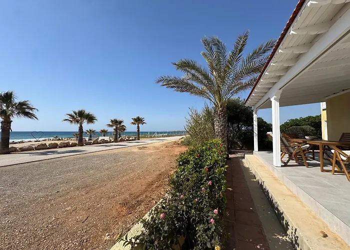 Βίλα Sandy Beachfront 3br - *