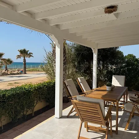 Villa Sandy Beachfront 3br - Aya Napa