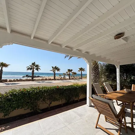 Sandy Beachfront 3br - *